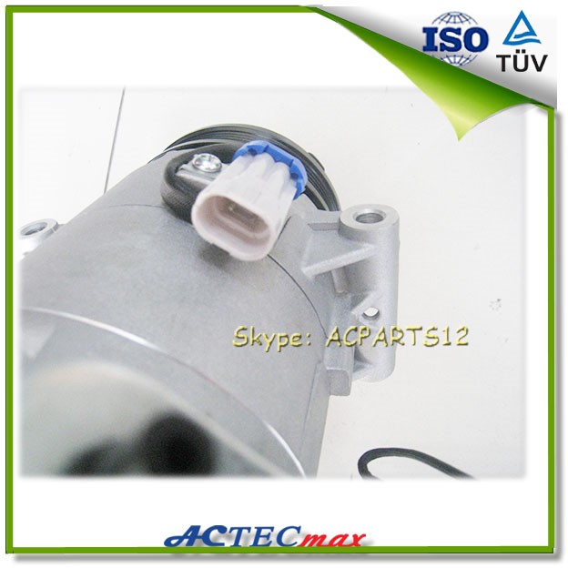 Opel Astra Automobile AC Compressor.jpg